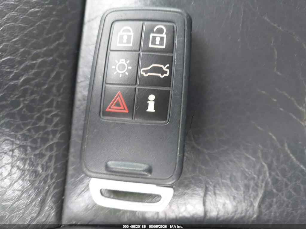 YV4902DZ2D2440224 2013 VOLVO XC60 photo no. 11