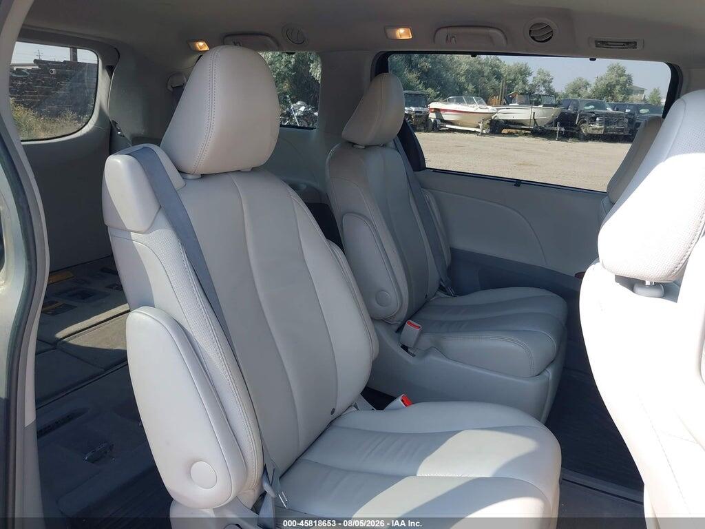 5TDDK3DC2DS056820 2013 TOYOTA SIENNA photo no. 8