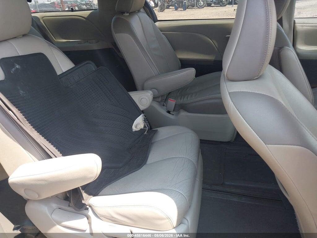 5TDDK3DC7DS067909 2013 TOYOTA SIENNA photo no. 8