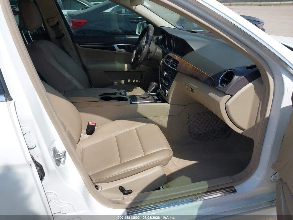 WDDGF4HB8DA768115 2013 MERCEDES-BENZ C 250 photo no. 5