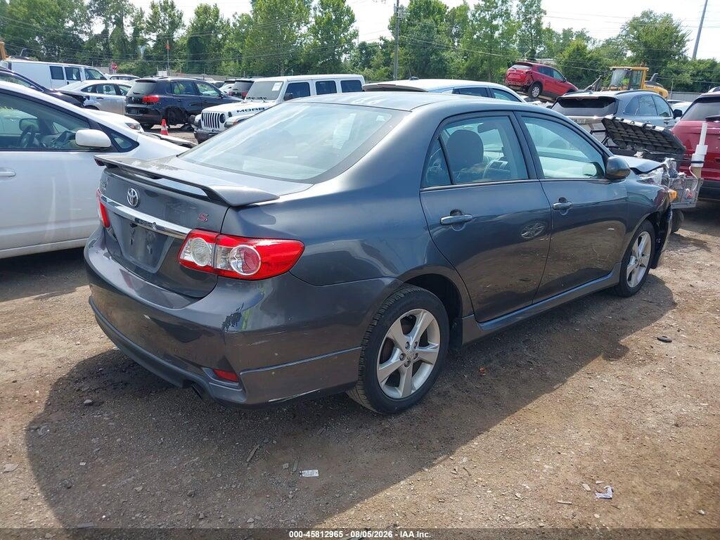 2T1BU4EE4DC964945 2013 TOYOTA COROLLA photo no. 4