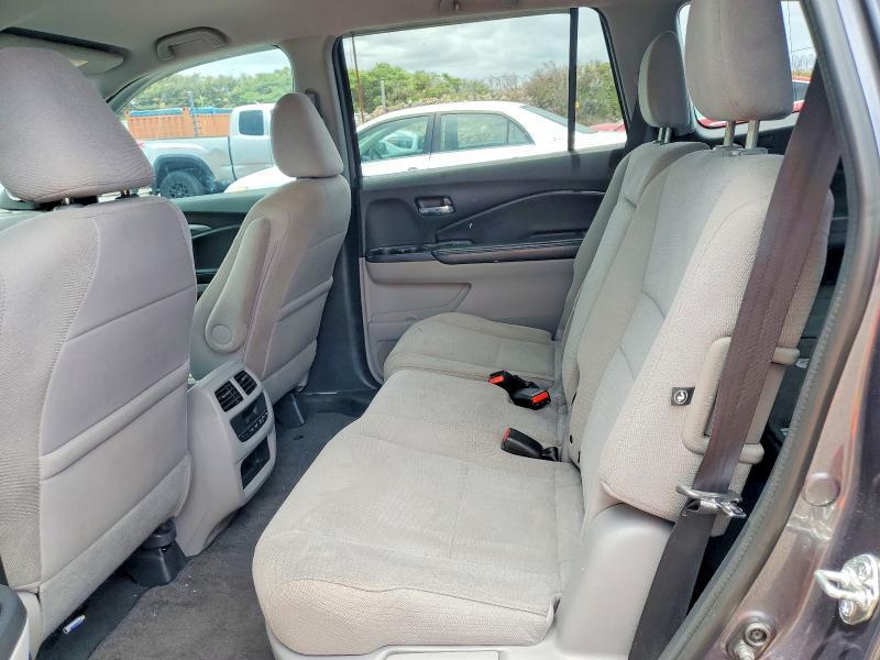 5FNYF5H35GB012668 2016 HONDA PILOT photo no. 11
