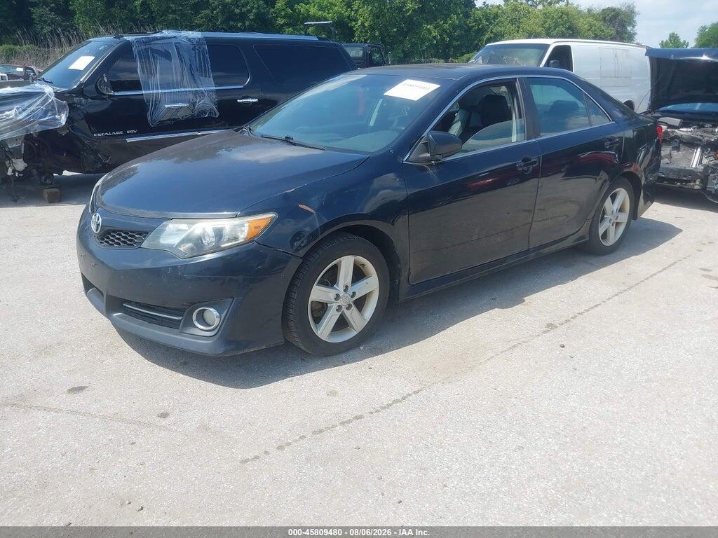 4T1BF1FK0DU643433 2013 TOYOTA CAMRY photo no. 2