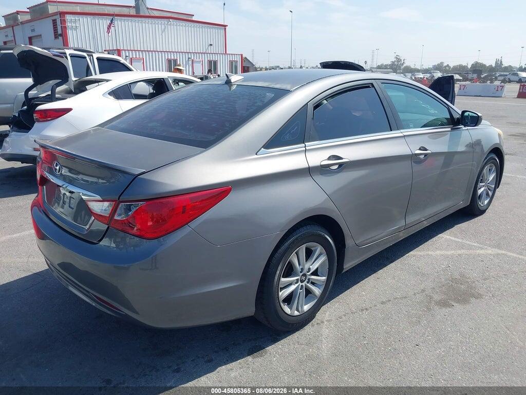 5NPEB4AC2DH730226 2013 HYUNDAI SONATA photo no. 4