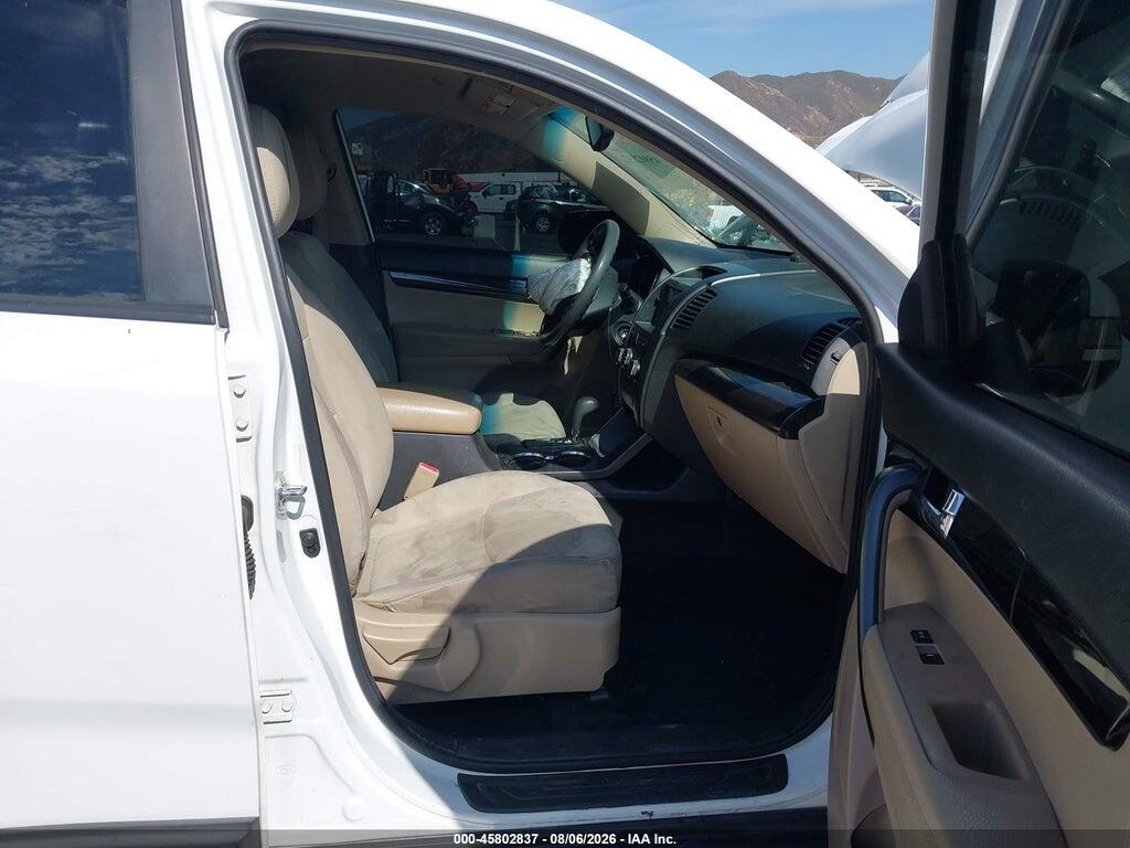 5XYKTDA29DG343672 2013 KIA SORENTO photo no. 5