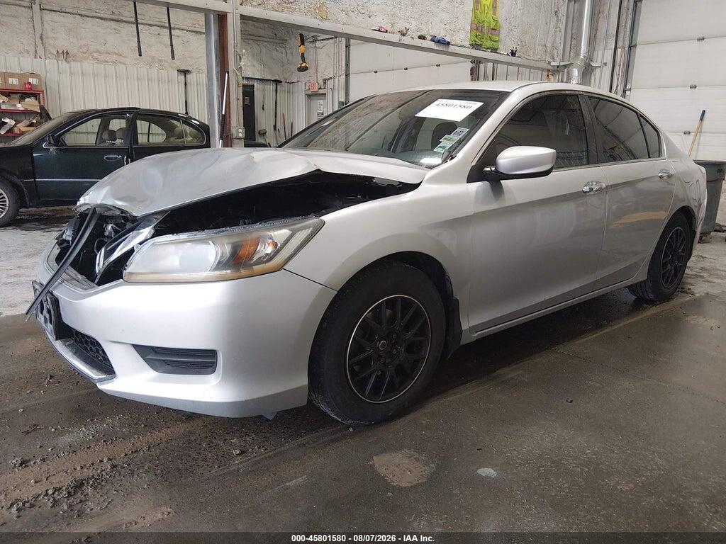 1HGCR2F32DA015665 2013 HONDA ACCORD photo no. 2