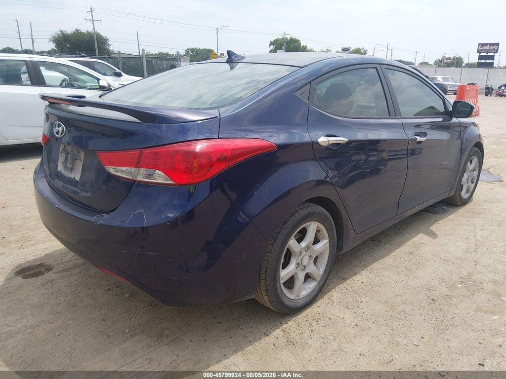 5NPDH4AEXDH282135 2013 HYUNDAI ELANTRA photo no. 4