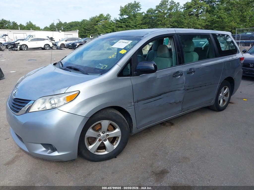 5TDZK3DC6DS394016 2013 TOYOTA SIENNA photo no. 2