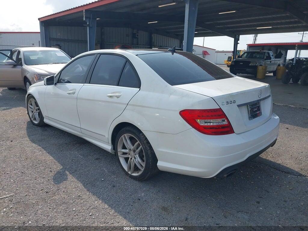WDDGF8AB7DR241430 2013 MERCEDES-BENZ C 300 photo no. 3