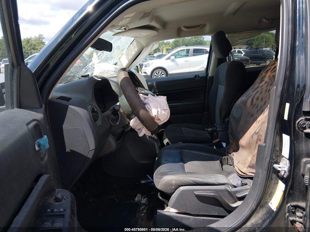 1C4NJPFB3DD211115 2013 JEEP PATRIOT photo no. 5