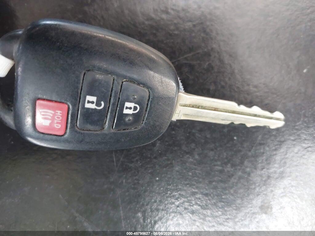 JTMZFREV5DD019432 2013 TOYOTA RAV4 photo no. 11