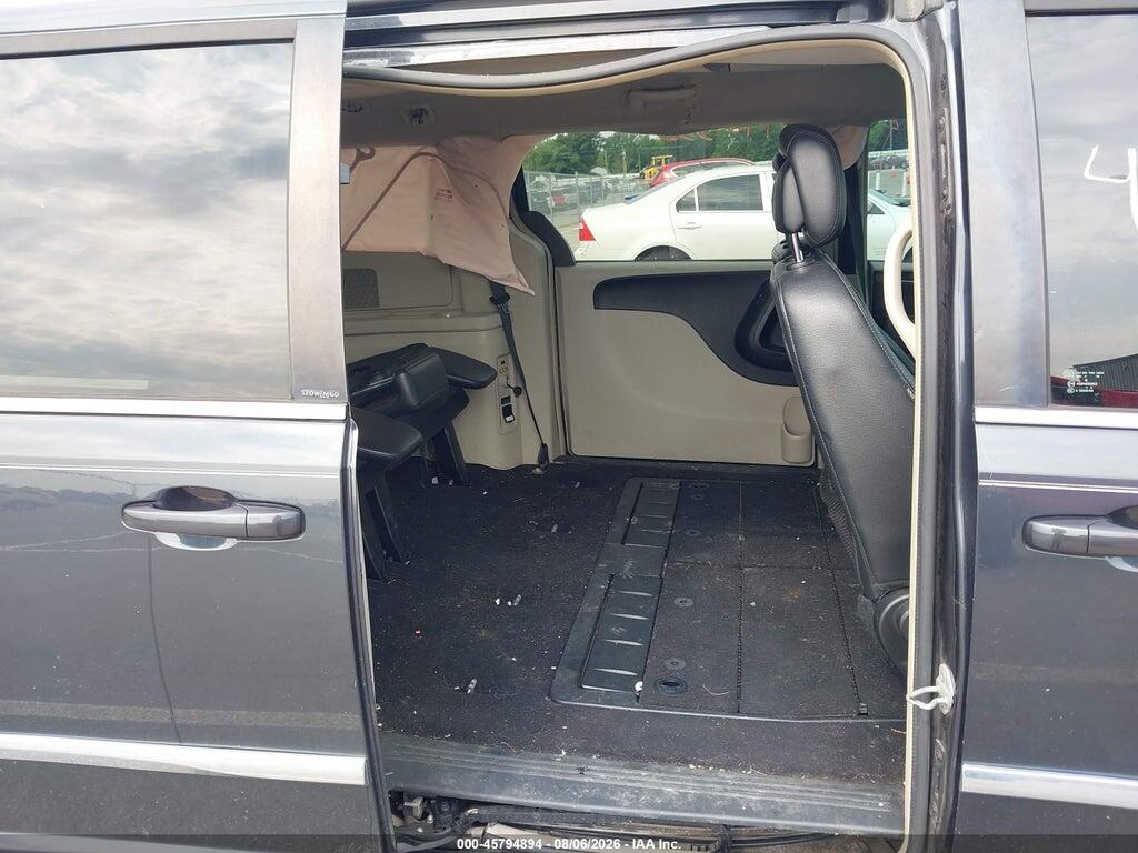 2C4RC1BG8DR689182 2013 CHRYSLER TOWN & COUNTRY photo no. 8