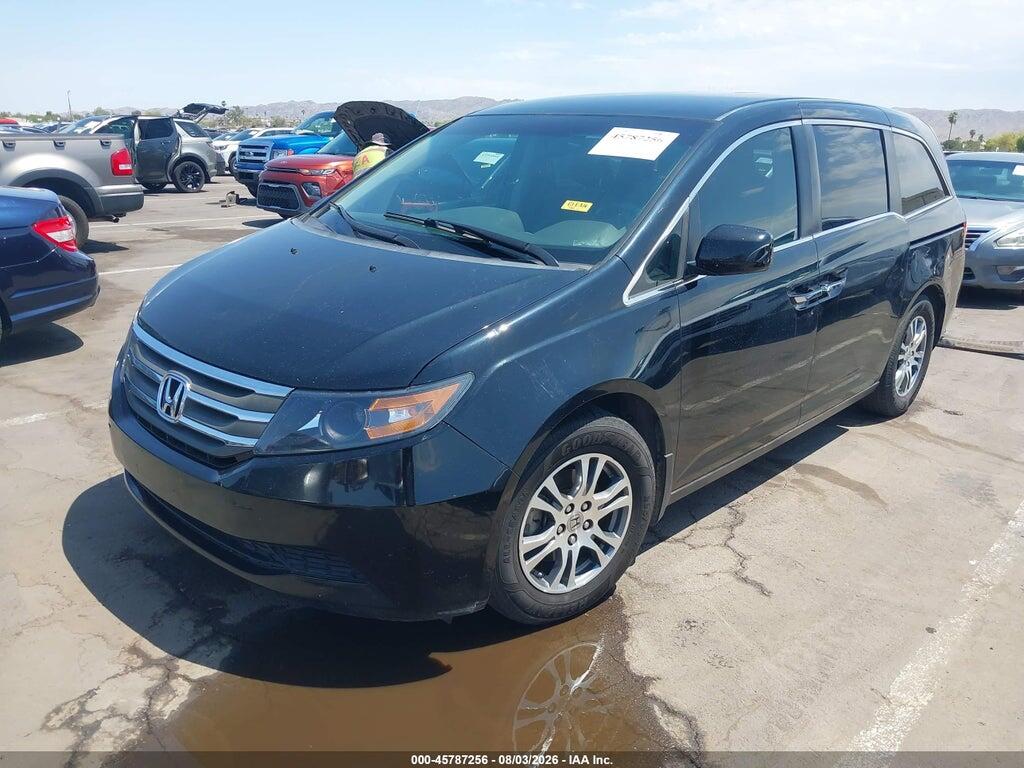 5FNRL5H41DB070665 2013 HONDA ODYSSEY photo no. 2
