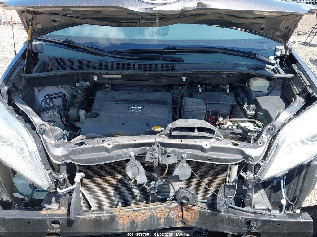5TDDK3DC8DS053646 2013 TOYOTA SIENNA photo no. 10