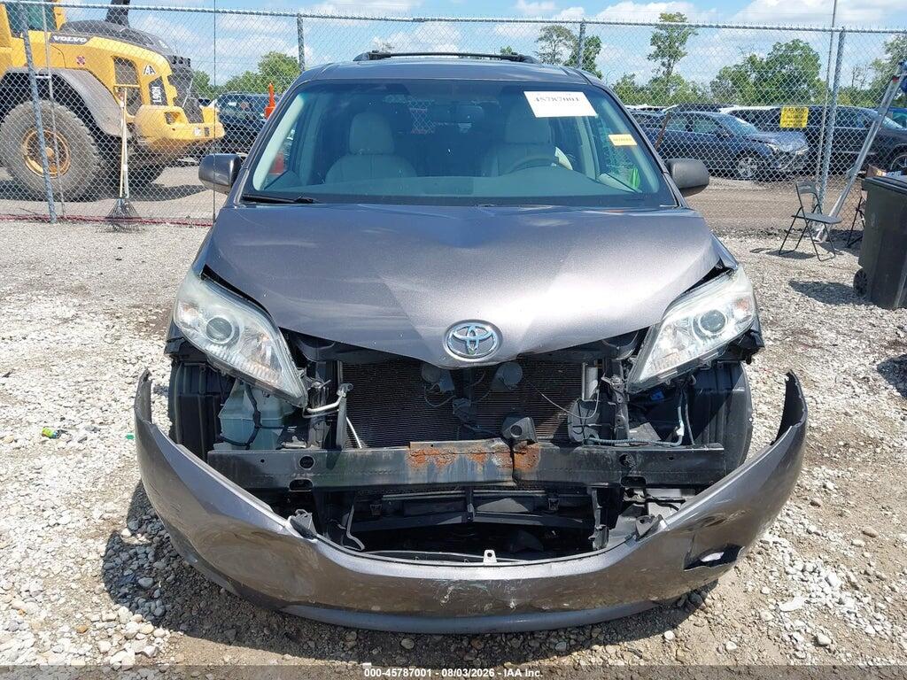 5TDDK3DC8DS053646 2013 TOYOTA SIENNA photo no. 12