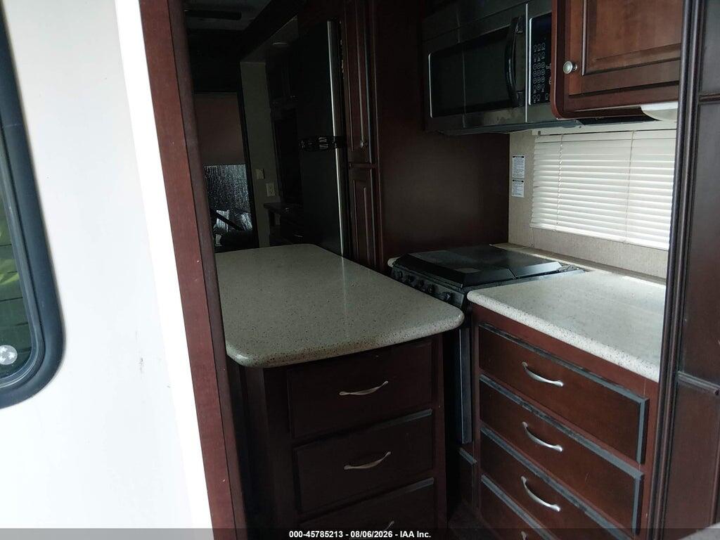 5SFBG342XDE261322 2013 HEARTLAND RV OTHER photo no. 5