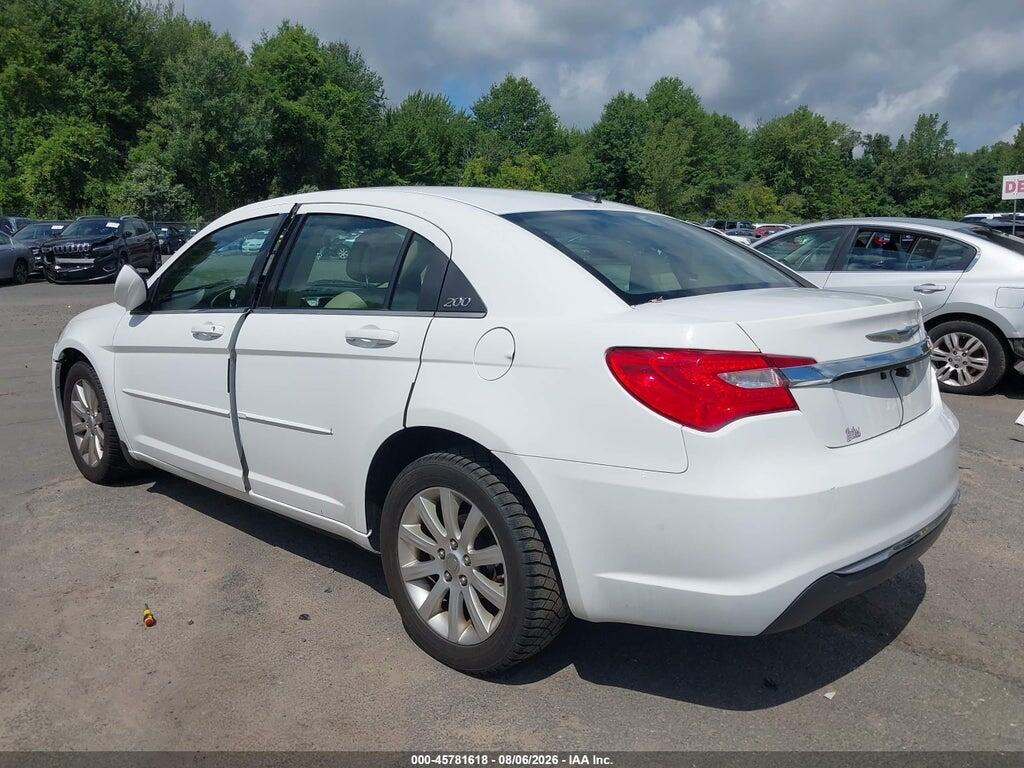 1C3CCBBB2DN614527 2013 CHRYSLER 200 photo no. 3