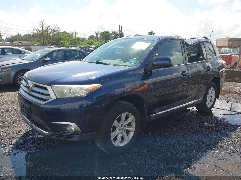 5TDBK3EH7DS215347 2013 TOYOTA HIGHLANDER photo no. 2