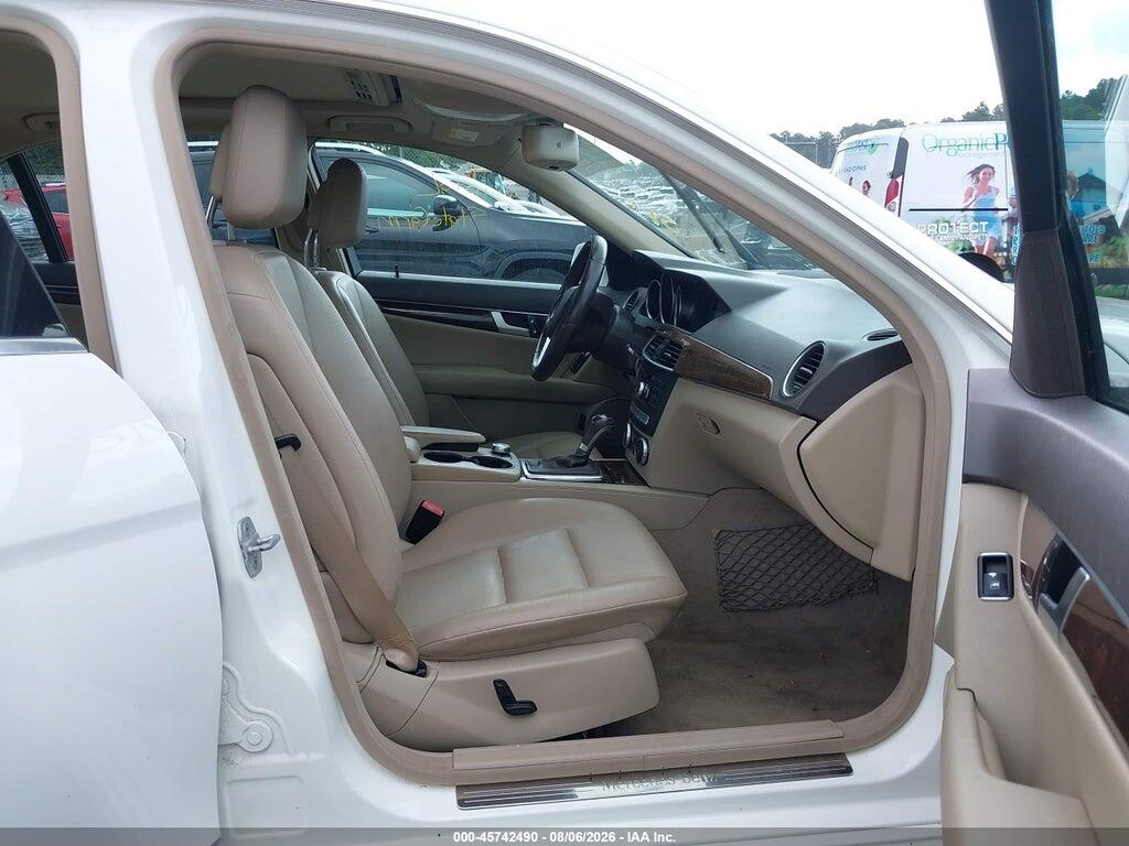 WDDGF8ABXDA867245 2013 MERCEDES-BENZ C 300 photo no. 5