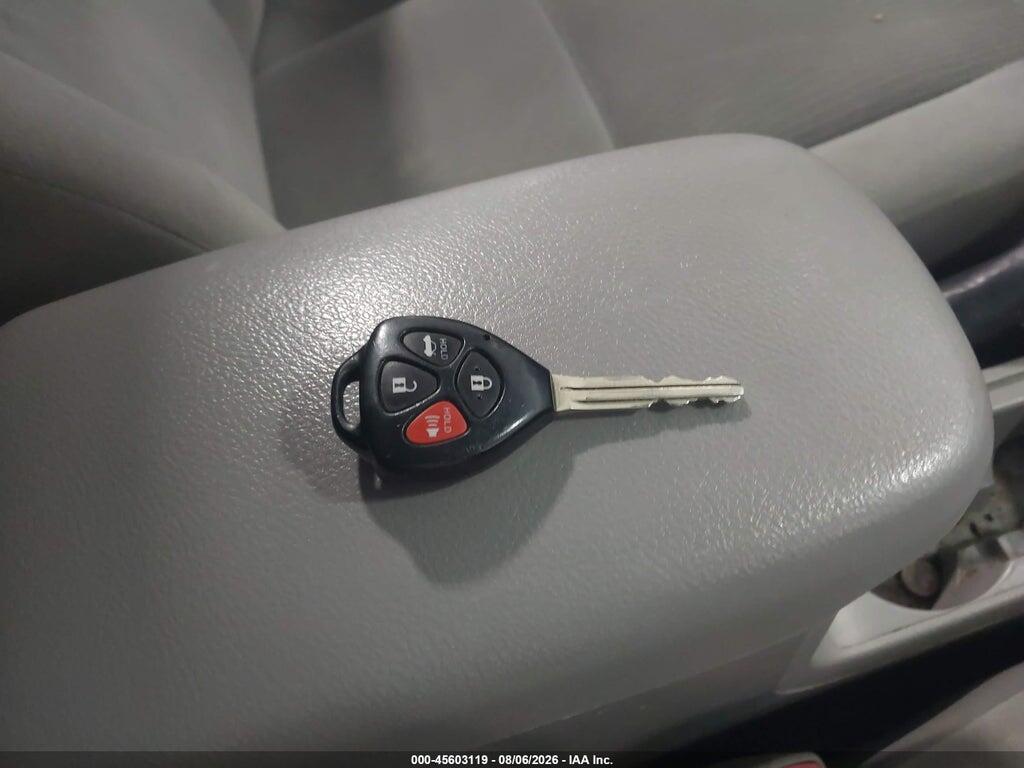 2T1BU4EE3DC084142 2013 TOYOTA COROLLA photo no. 11
