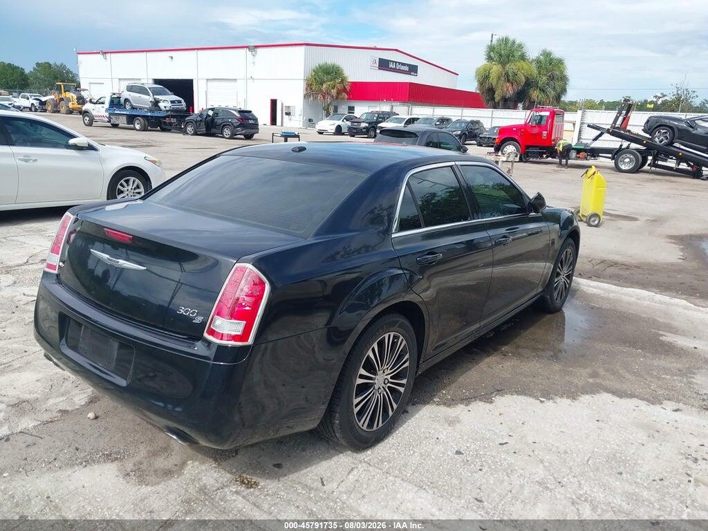 2C3CCAGGXEH124457 2014 CHRYSLER 300 photo no. 4