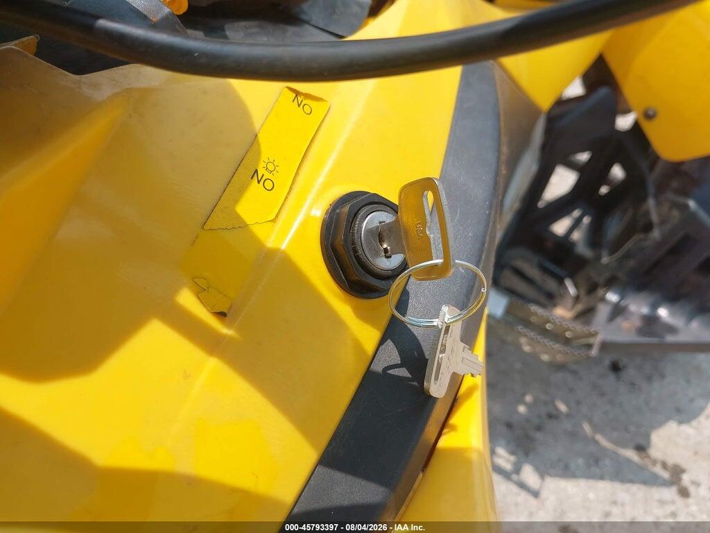 2BVBHCL1XEV000091 2014 CAN-AM DS photo no. 11