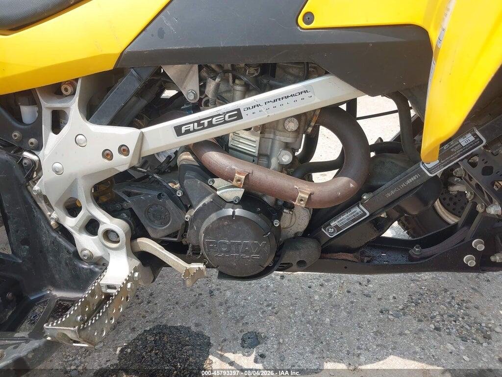 2BVBHCL1XEV000091 2014 CAN-AM DS photo no. 8