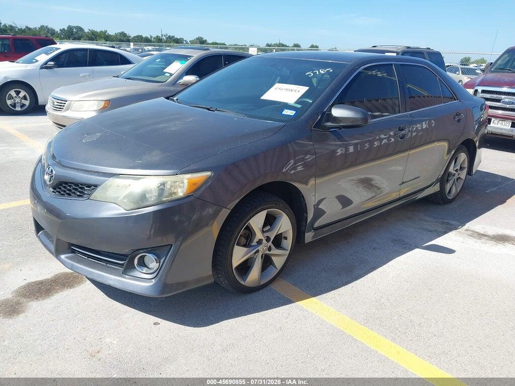 4T1BF1FK7EU815765 2014 TOYOTA CAMRY photo no. 2