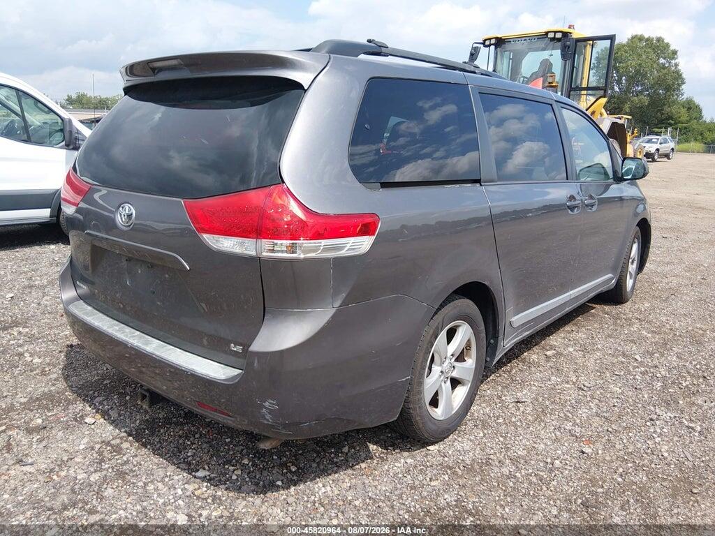 5TDKK3DCXES472378 2014 TOYOTA SIENNA photo no. 4