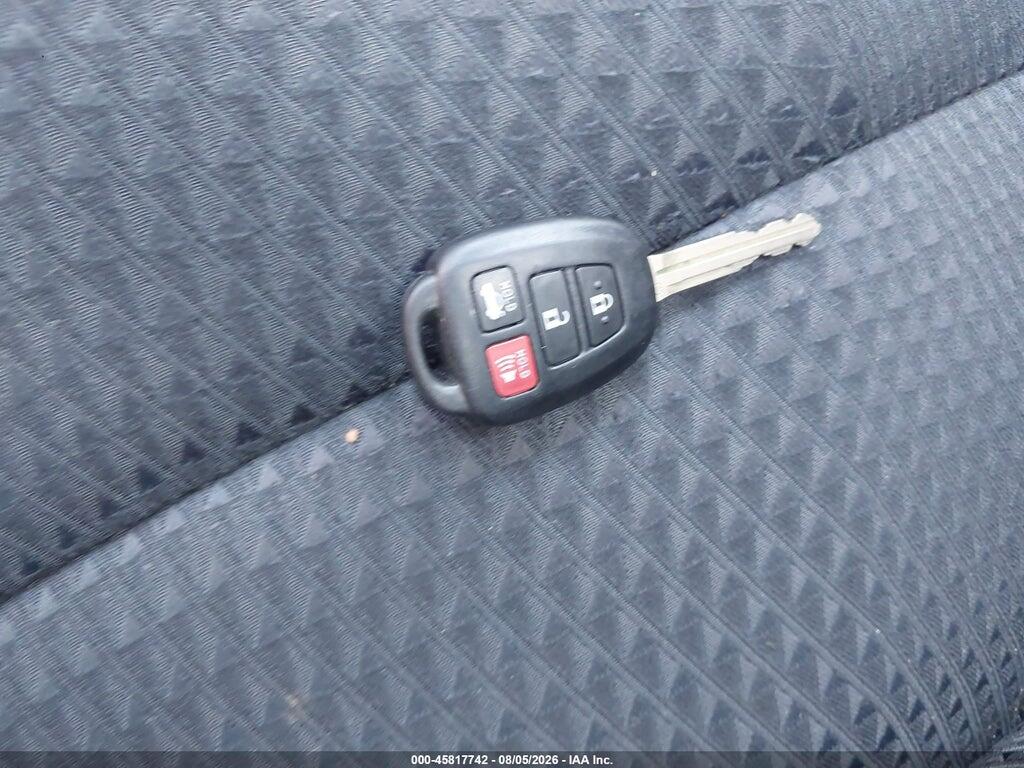 4T1BF1FK5EU798030 2014 TOYOTA CAMRY photo no. 11