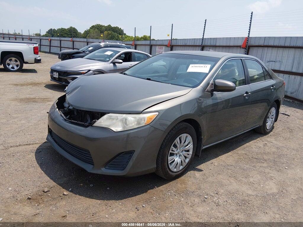 4T4BF1FK0ER352079 2014 TOYOTA CAMRY photo no. 2