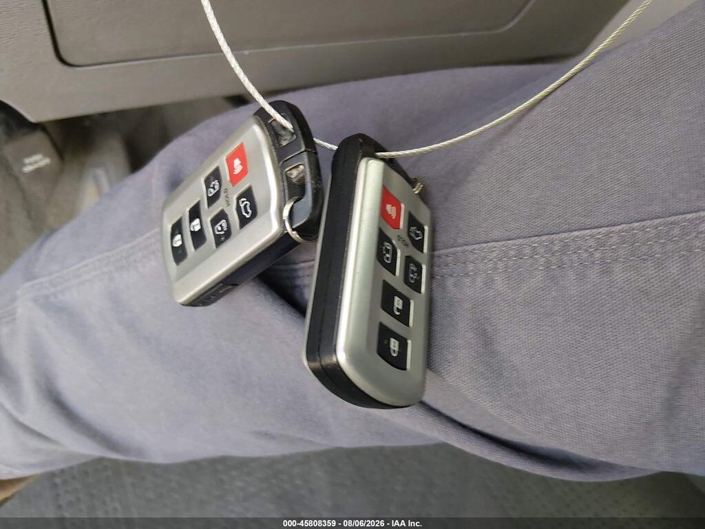5TDDK3DC6ES087540 2014 TOYOTA SIENNA photo no. 11