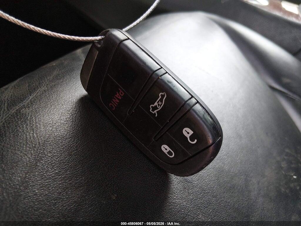 2C3CCAAG6EH327192 2014 CHRYSLER 300 photo no. 11