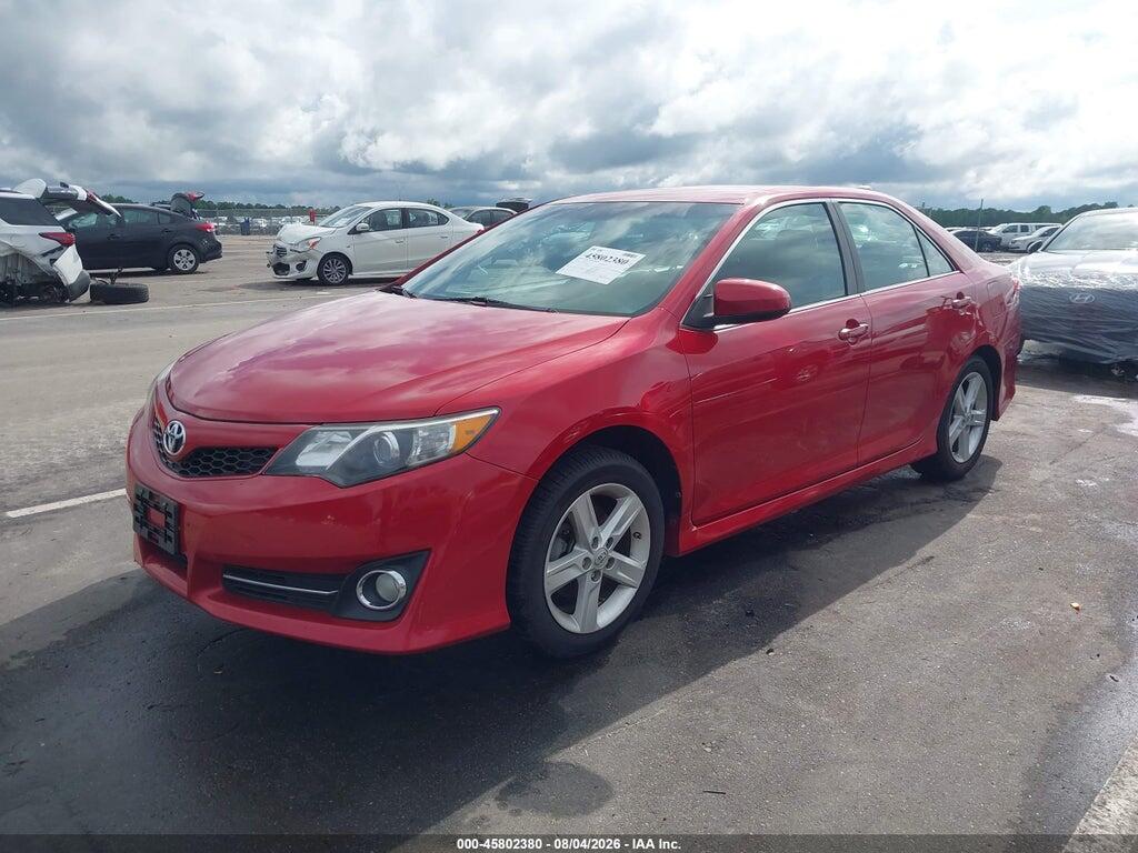 4T1BF1FK7EU769578 2014 TOYOTA CAMRY photo no. 2