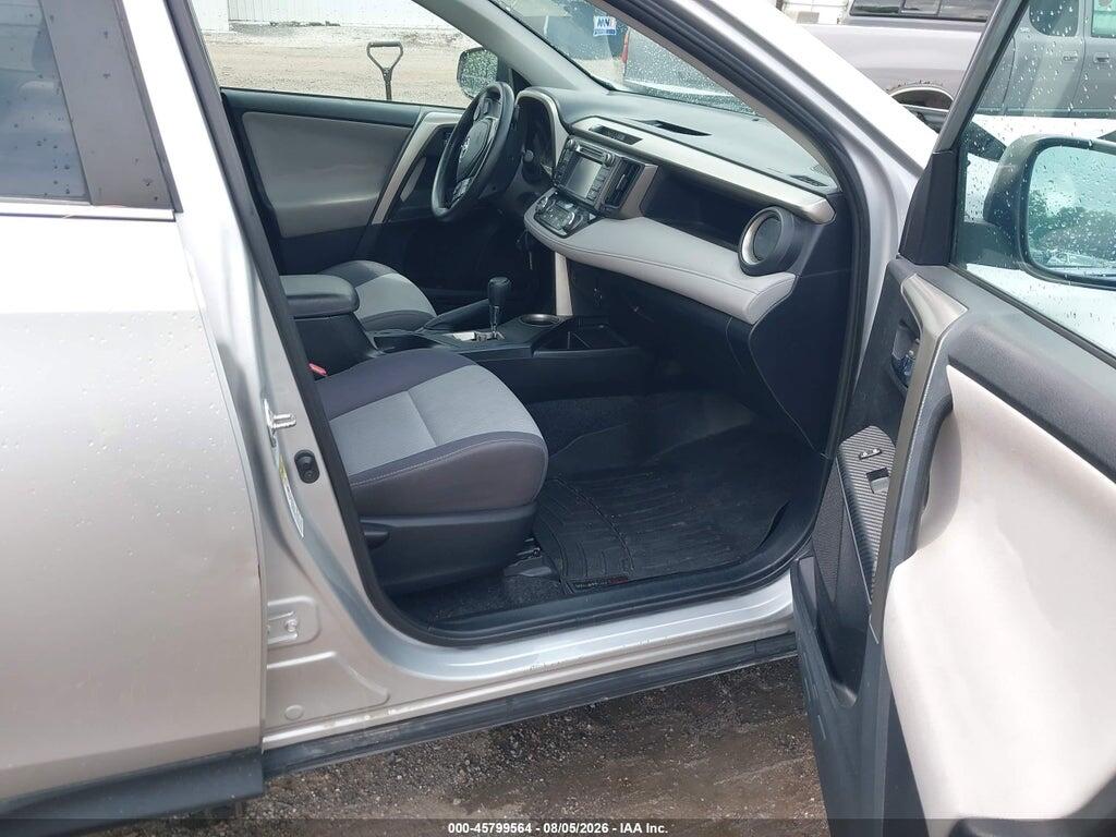 2T3RFREV1EW147087 2014 TOYOTA RAV4 photo no. 5
