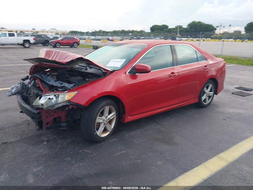4T1BF1FK1EU727455 2014 TOYOTA CAMRY photo no. 2