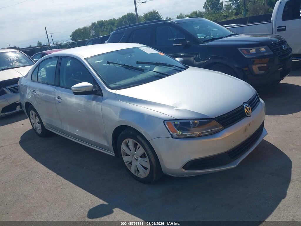 3VWB07AJ4EM323025 2014 VOLKSWAGEN JETTA photo no. 1