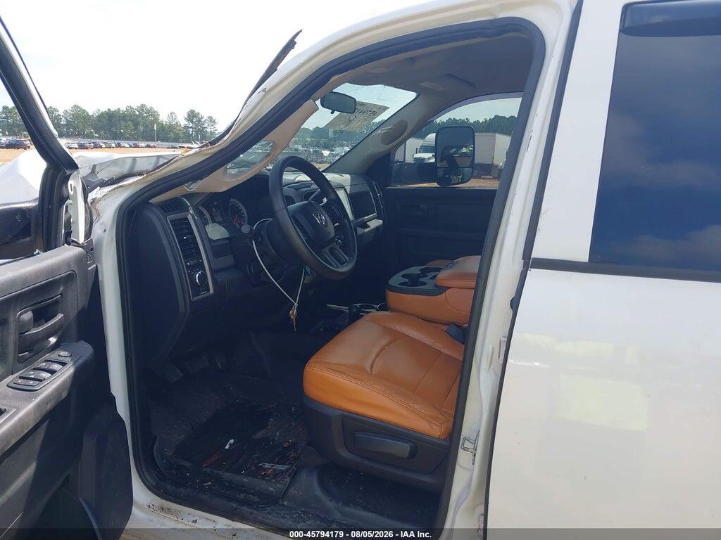 3C7WRTCL6EG193686 2014 RAM 3500 CHASSIS photo no. 6