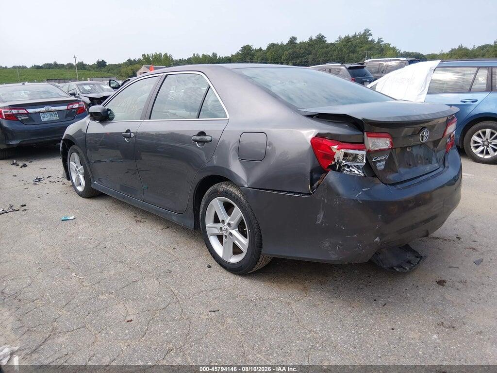 4T1BF1FK7EU402633 2014 TOYOTA CAMRY photo no. 3