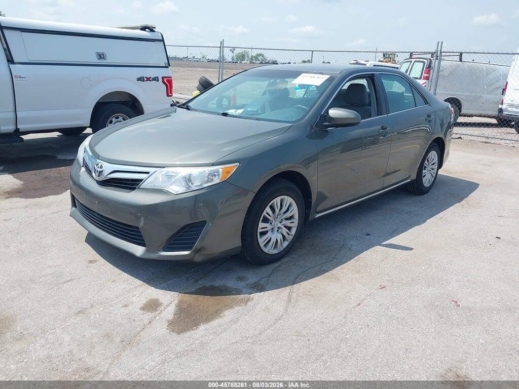 4T4BF1FK4ER363618 2014 TOYOTA CAMRY photo no. 2