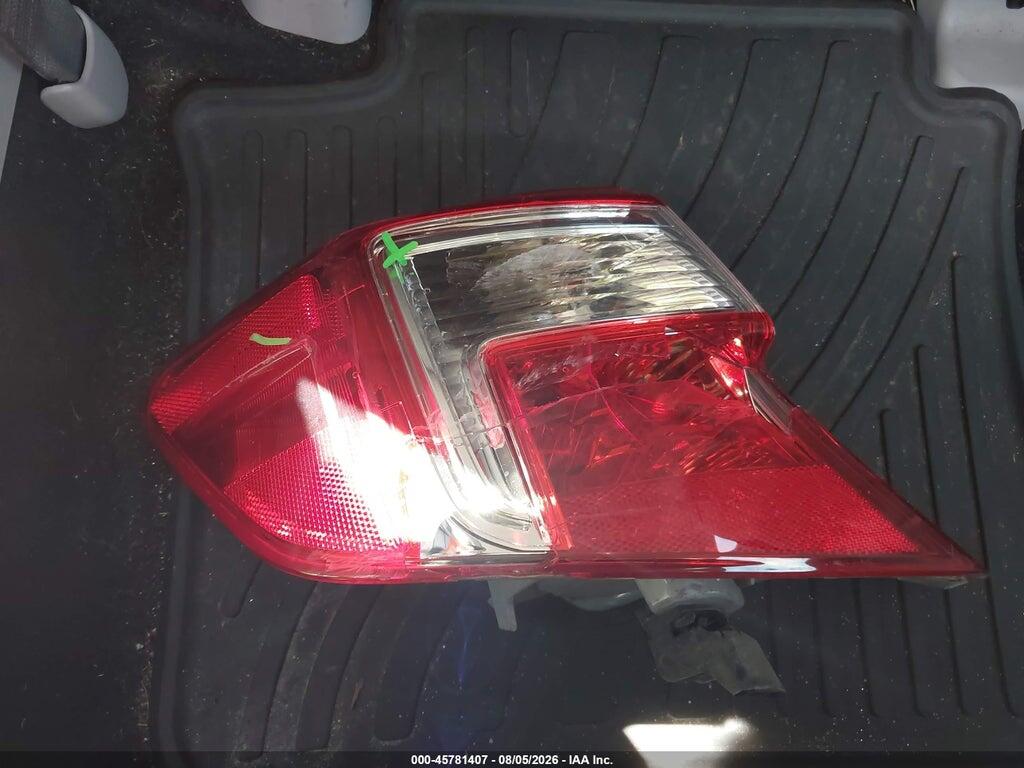 4T4BF1FK6ER438111 2014 TOYOTA CAMRY photo no. 12
