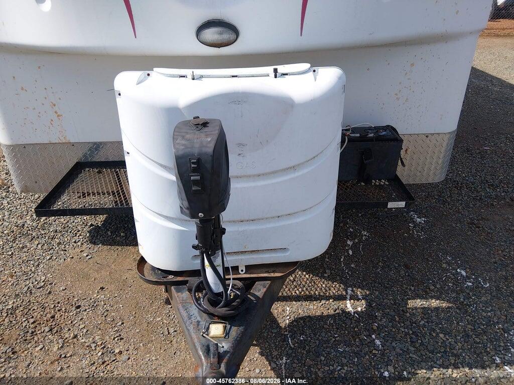 4X4TWPF27EB013895 2014 FOREST RIVER WORK & 30WLA TRAVEL TRAILER photo no. 10