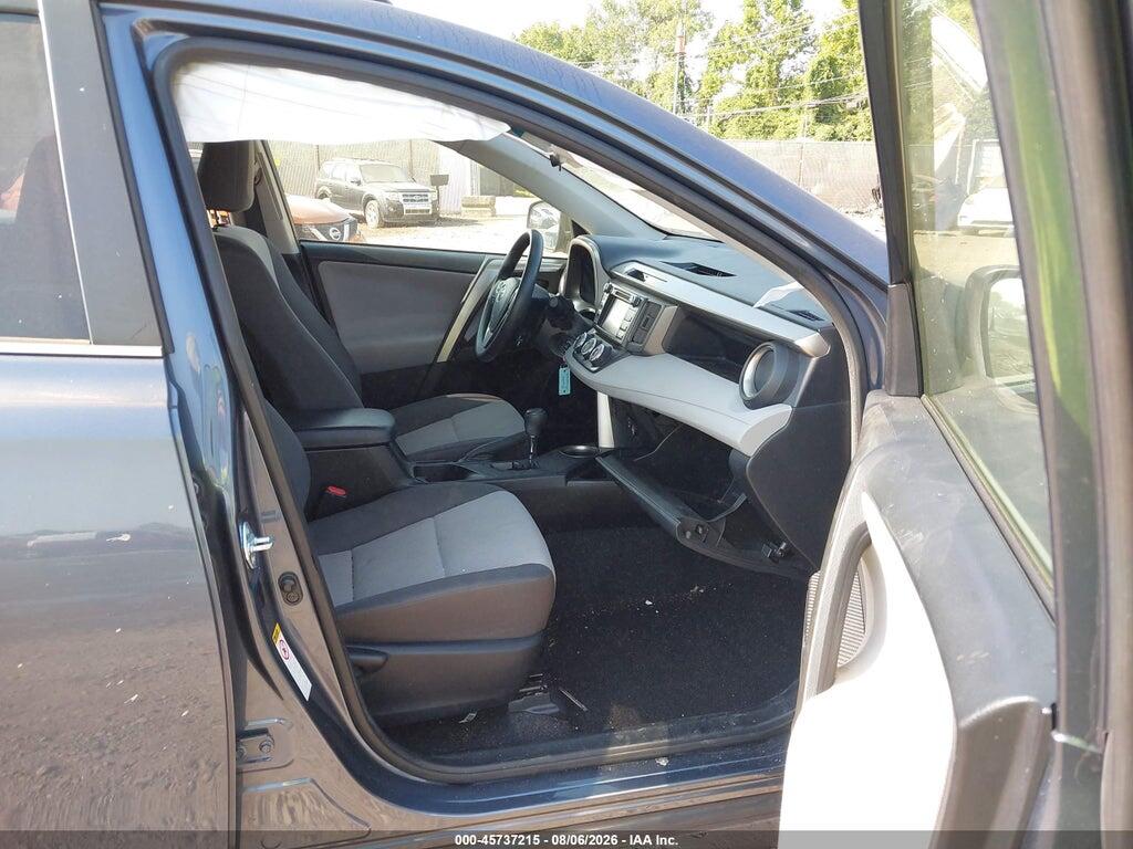 JTMZFREV8ED038879 2014 TOYOTA RAV4 photo no. 5