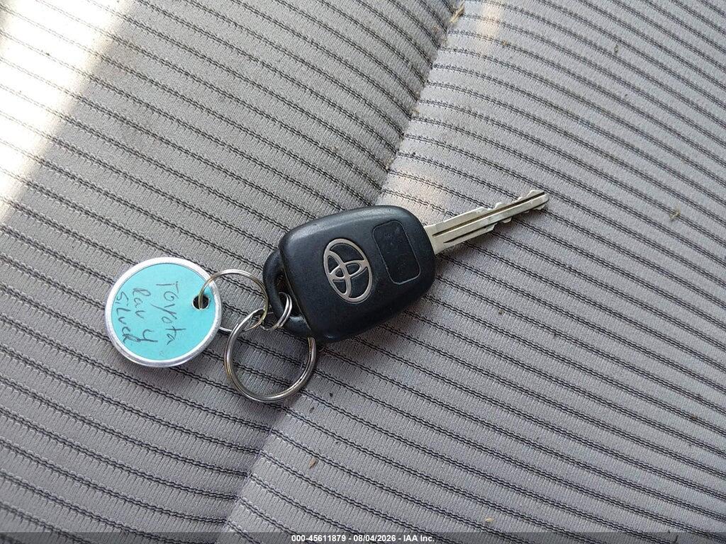 JTMBFREV4ED094075 2014 TOYOTA RAV4 photo no. 11
