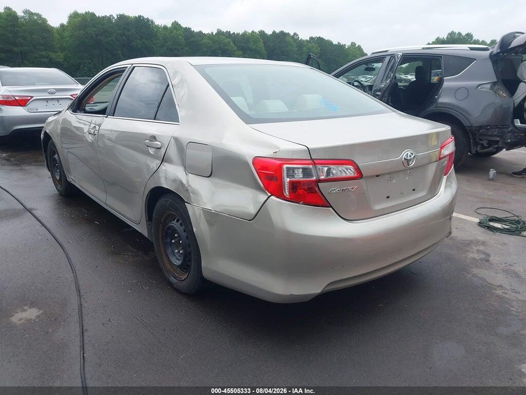4T4BF1FK1ER435603 2014 TOYOTA CAMRY photo no. 3