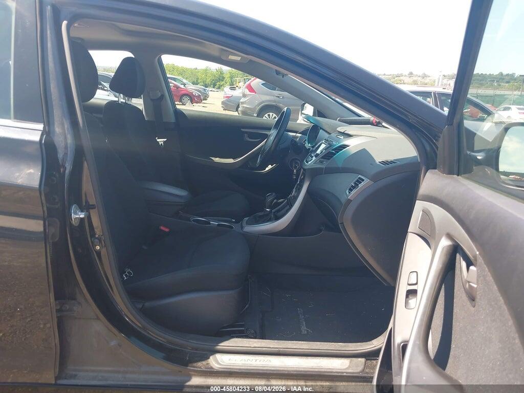 KMHDH4AE3FU236182 2015 HYUNDAI ELANTRA photo no. 5