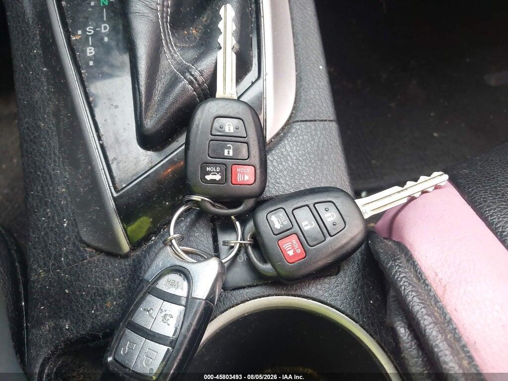 2T1BURHE0FC239886 2015 TOYOTA COROLLA photo no. 11