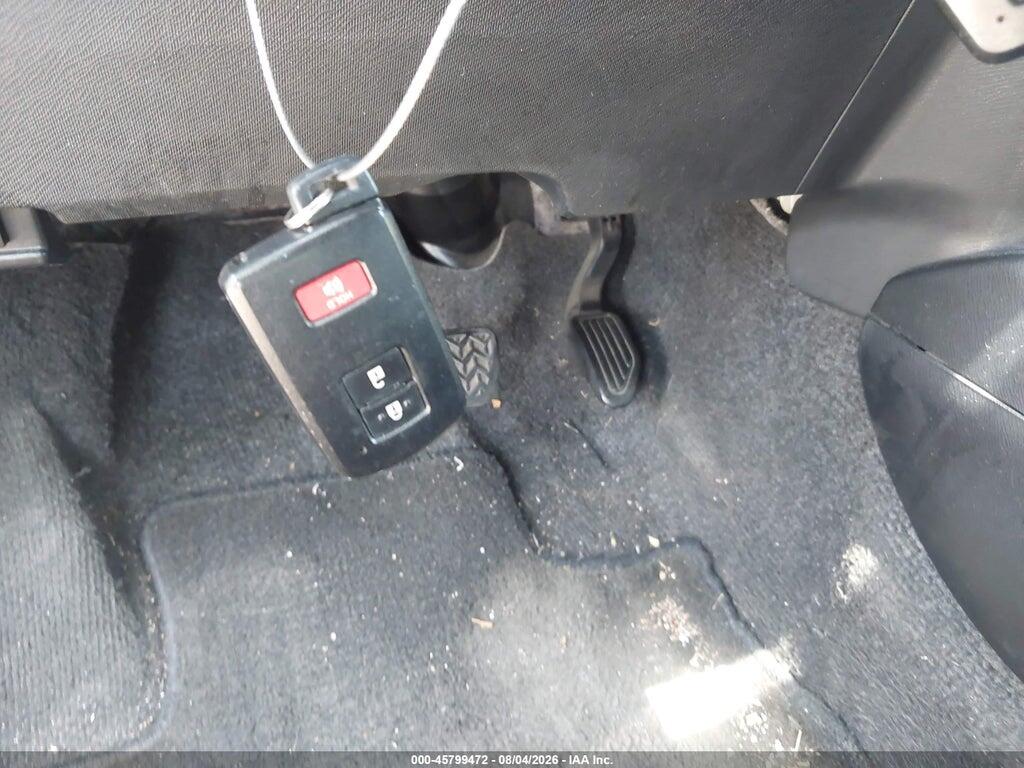 JTDKDTB39F1107136 2015 TOYOTA PRIUS C photo no. 11