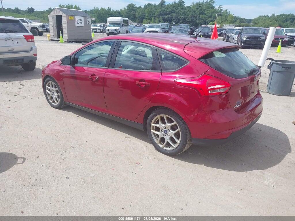 1FADP3K23FL245207 2015 FORD FOCUS photo no. 3
