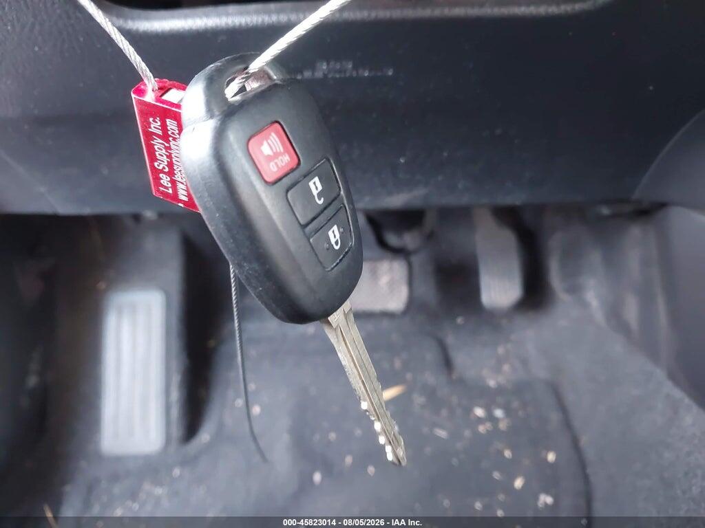 JTMZFREV9FJ031538 2015 TOYOTA RAV4 photo no. 11